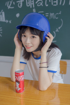 丰满的女社长中文版在线观看